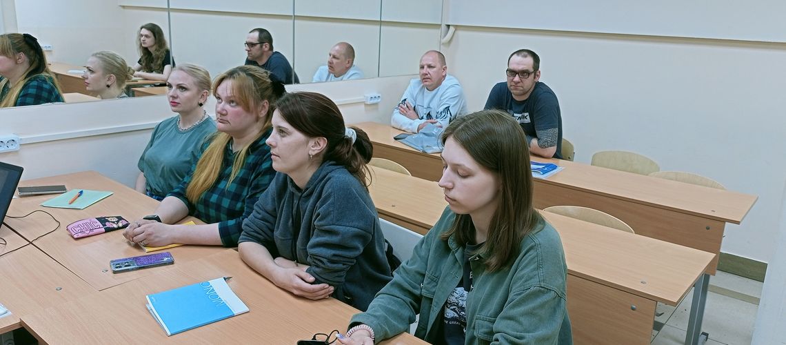 6 июня студенты первого курса заочного отделения «Колледжа Менеджмента» из группы 23/О/З стали участниками «Пушкинского урока».